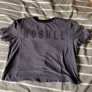 NoBull crop tee